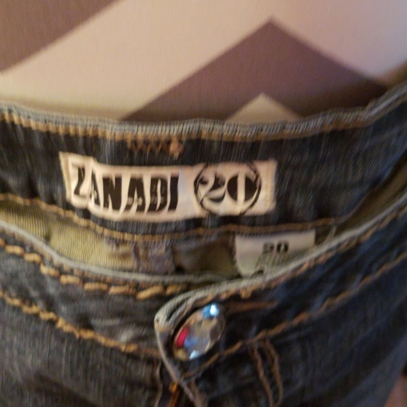 Jeans - Picture 4 of 4